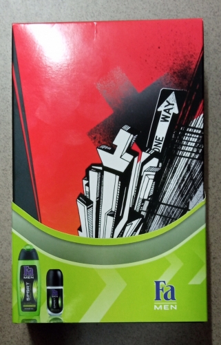 Fa ajándékcsomag tusfürdő+golyós deo sport